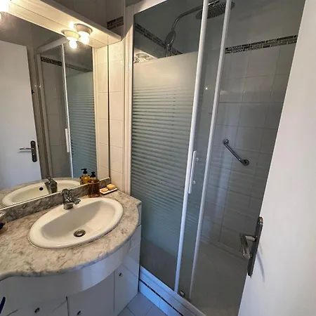 Apartment Le Yacht Club Avec Acces Et Parking Prive