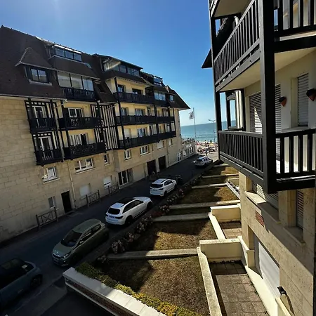 Le Yacht Club Avec Acces Et Parking Prive Apartment *